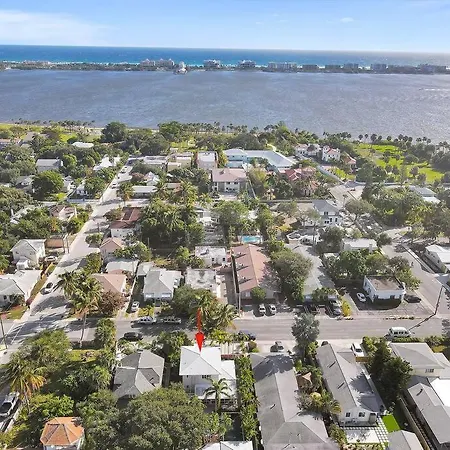 Charming Studio W Pool One Mile To Beach Pets Welcome Lake Worth Beach Exterior photo